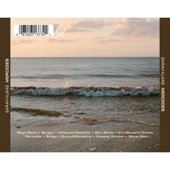 Mercedes - Picture 3 of 3